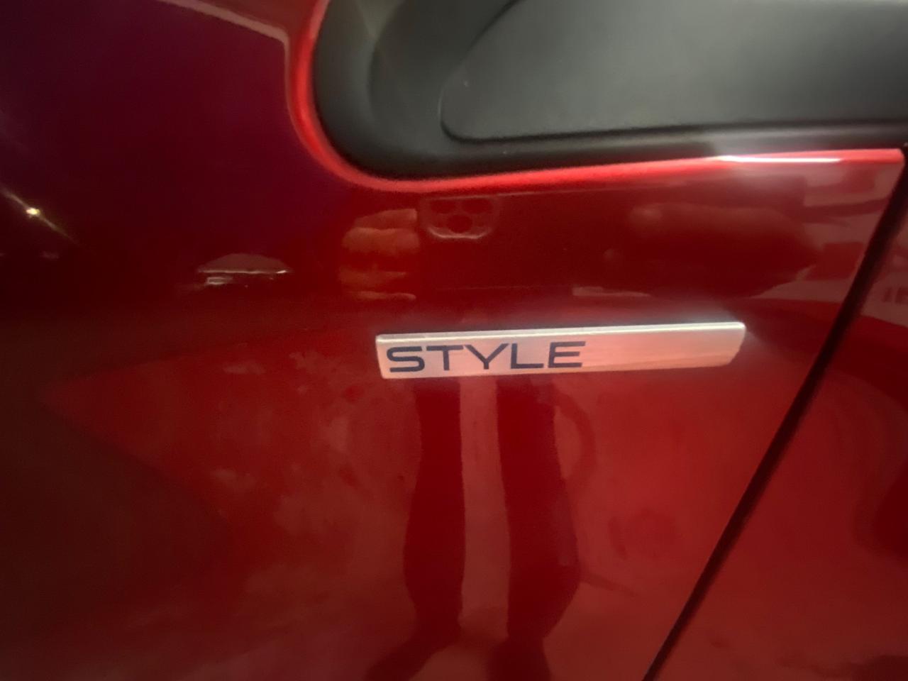 Peugeot 208 BlueHDi 75 5 porte Style