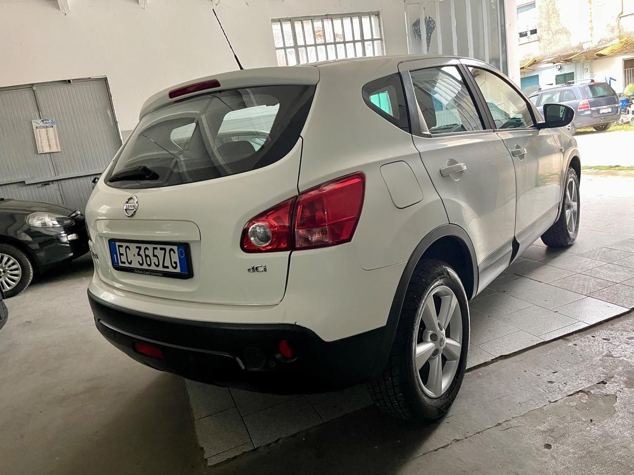 Nissan Qashqai 2.0 dCi DPF Tekna