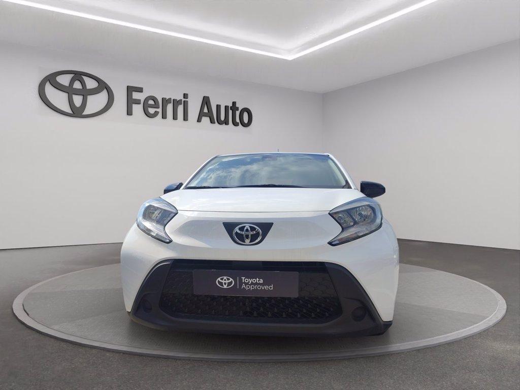 TOYOTA Aygo x 1.0 active 72cv del 2023