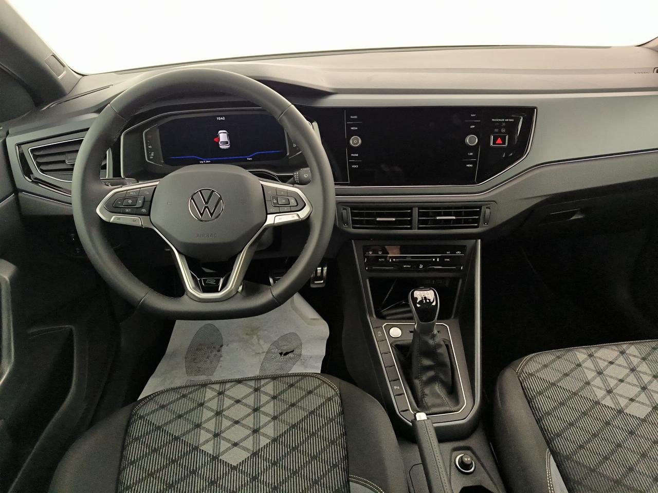 Volkswagen Taigo 1.0 tsi r-line plus 115cv