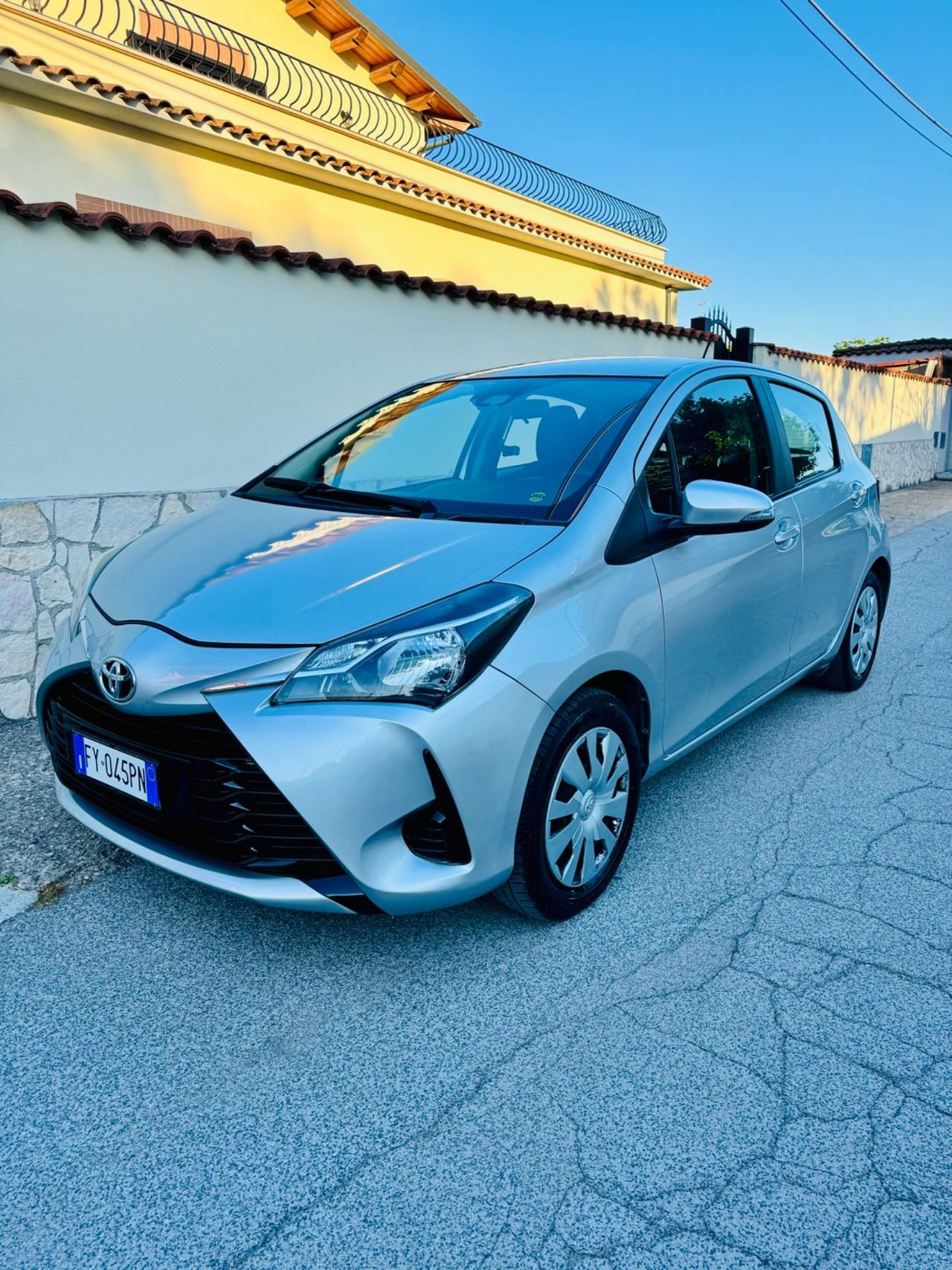 Toyota Yaris 1.0 5 porte unico proprietario