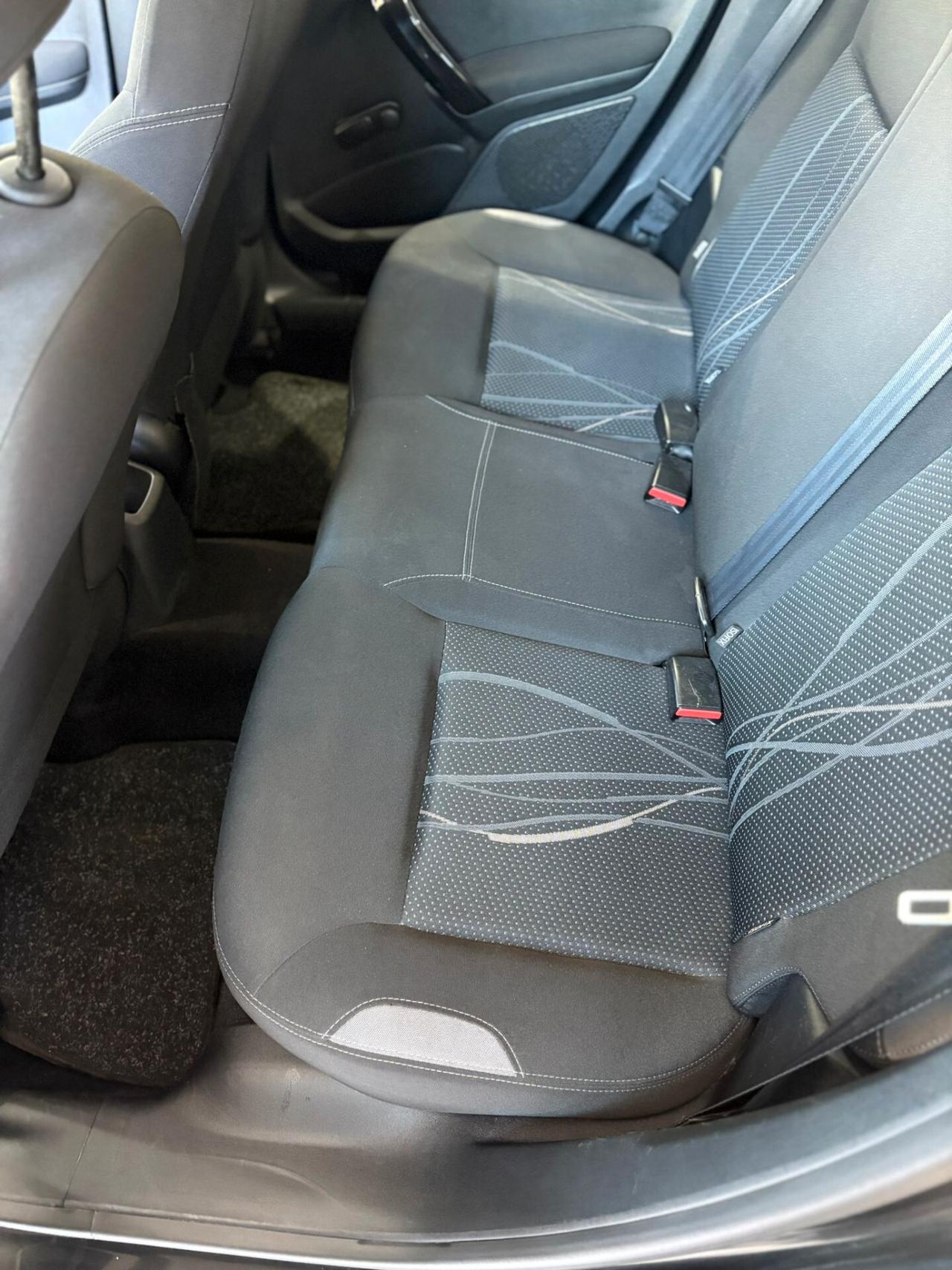 Peugeot 208 12 MESI DI GARANZIA COMPLETA!!!!
