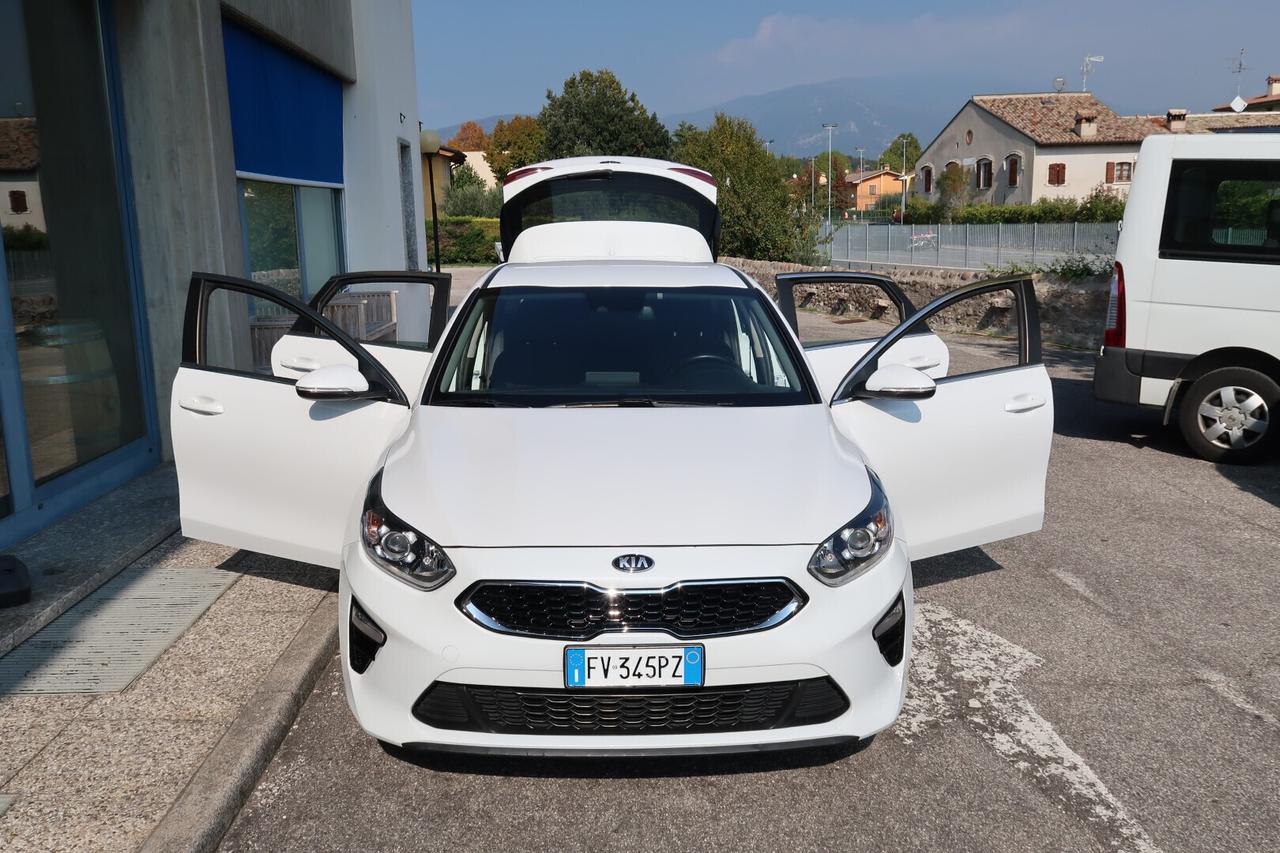 Kia Ceed 1.6 CRDi 115 CV DCT 5p. Business Class