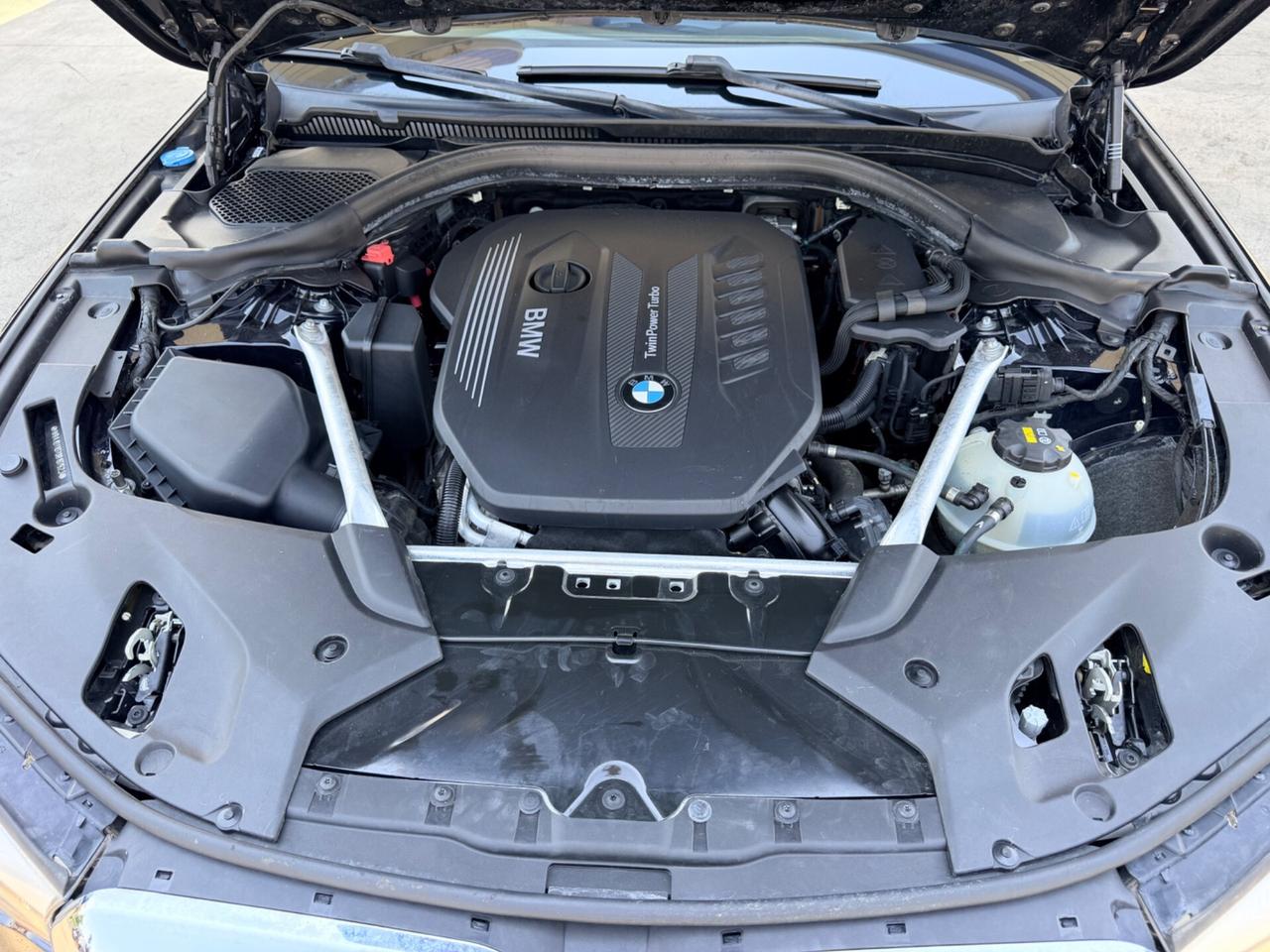 Bmw 530d xDrive Msport 249cv uni pro da vetrina