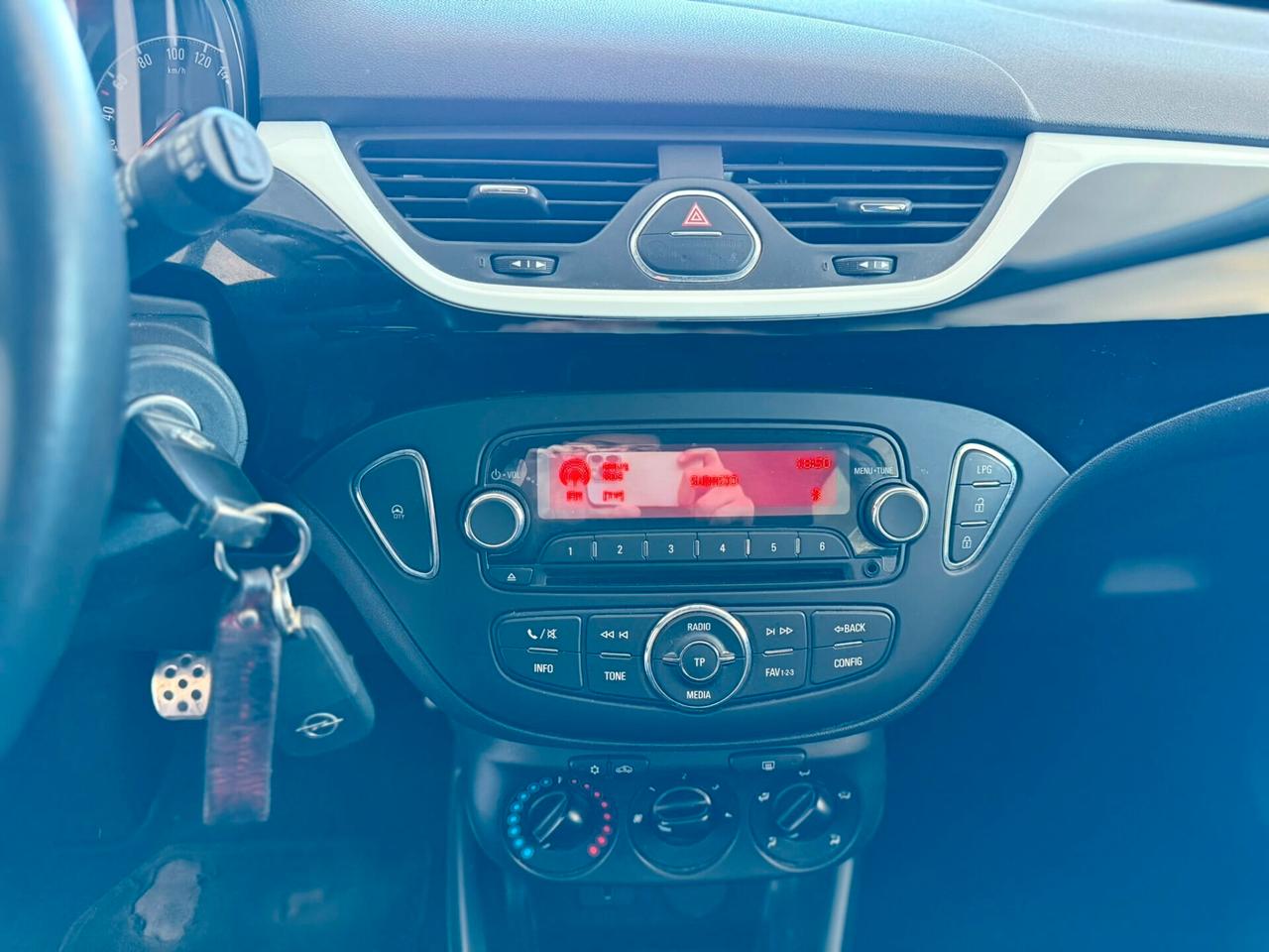 Opel Corsa 1.4 GPL OK NEOPATENTATI 2017