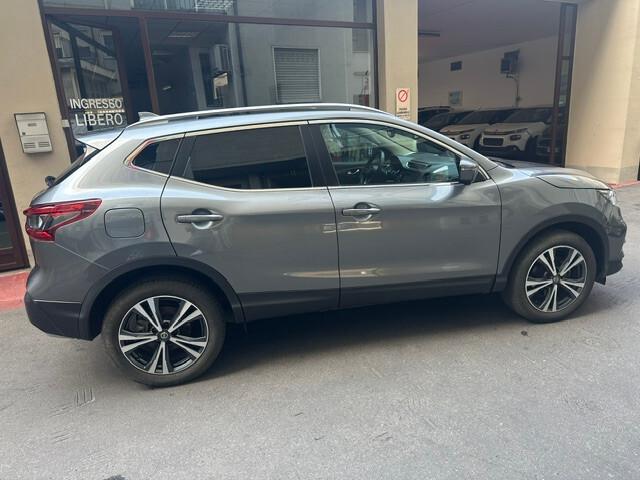 Nissan Qashqai 1.5 dCi N-Connecta