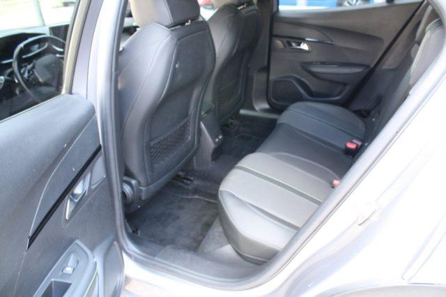 PEUGEOT 2008 BlueHDi 130 S&S EAT8 GT Pack