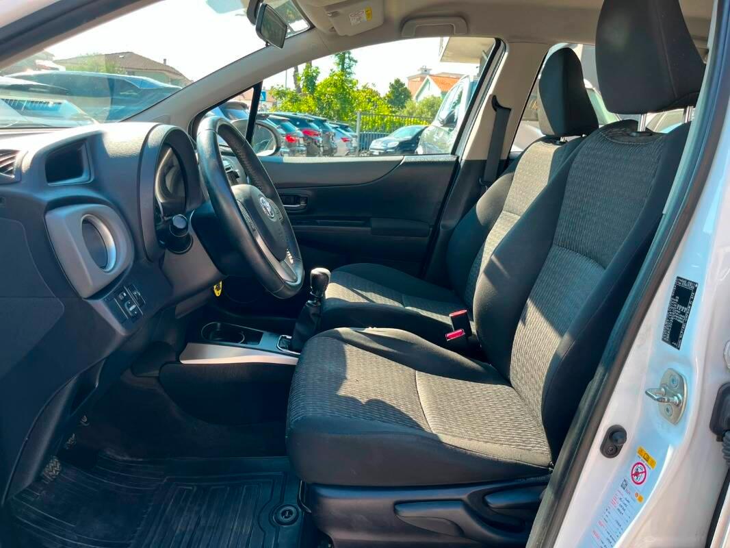 Toyota Yaris 1.4 d-4d Lounge s CL 5p