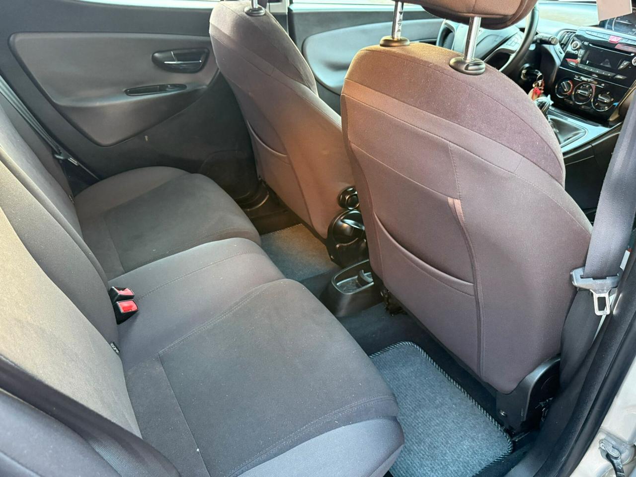 Lancia Ypsilon 1.3 MJT 95cv Platinum - 2011