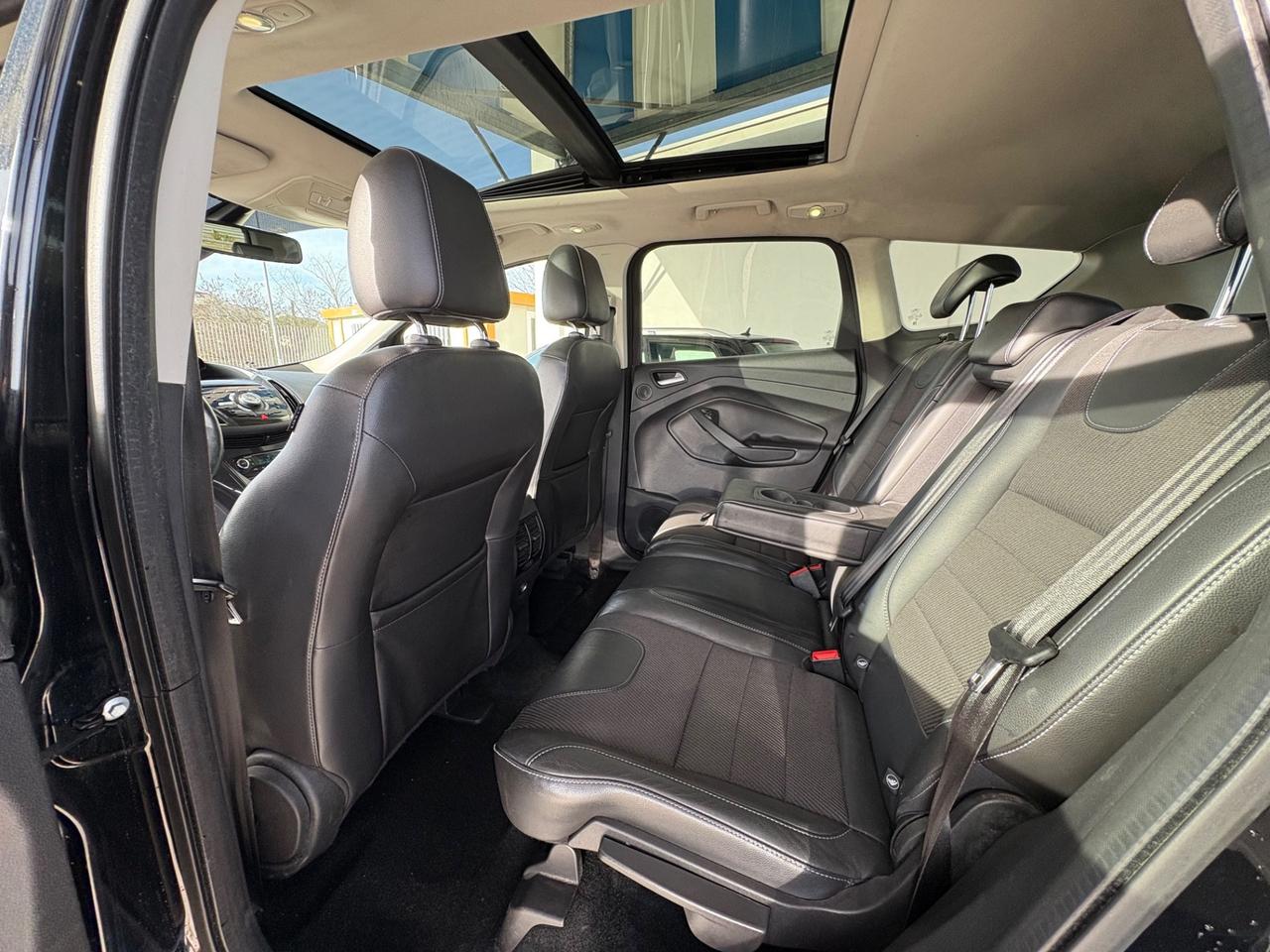 Kuga 2.0 TDCI 150 CV 2WD Titanium TETTO APRIBILE!