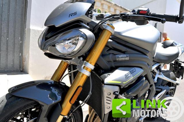 TRIUMPH Speed Triple RS 1200 rs