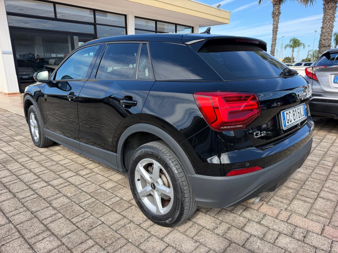Audi Q2 30 TDI S tronic Identity Black