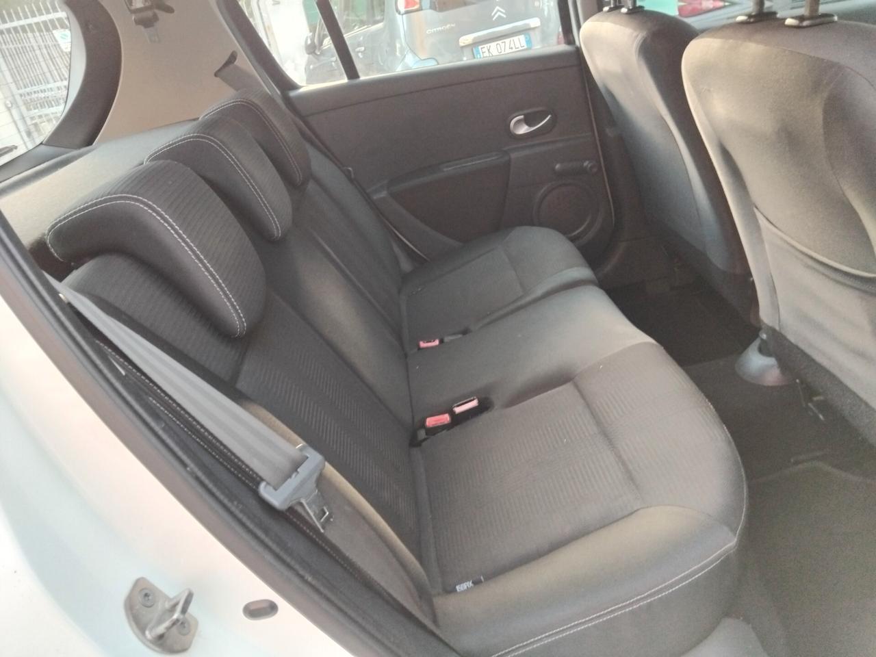 RENAULT CLIO 1.2 NAVI GPL CONFORT