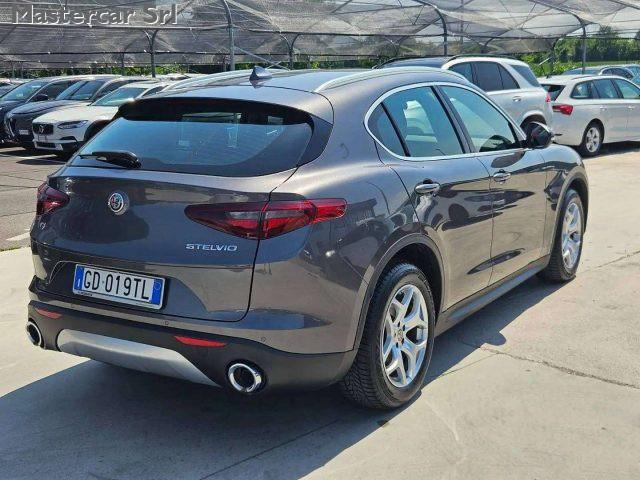 ALFA ROMEO Stelvio Stelvio 2.2 td Business Q4 4x4 190cv autom. - ta