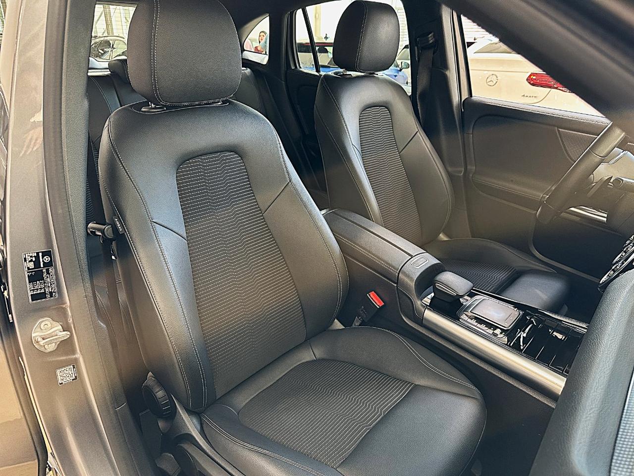 Mercedes GLA 200 d Sport Plus auto-18"-Telecamera