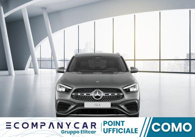 MERCEDES-BENZ GLA 180 Automatic AMG Line Premium