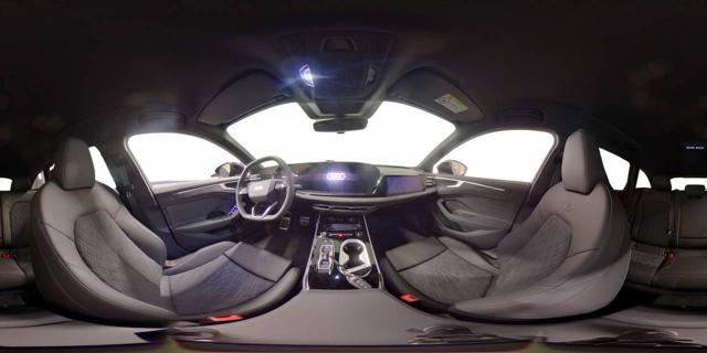 AUDI A6 Avant TDI 150 kW S tronic quattro S line edition.