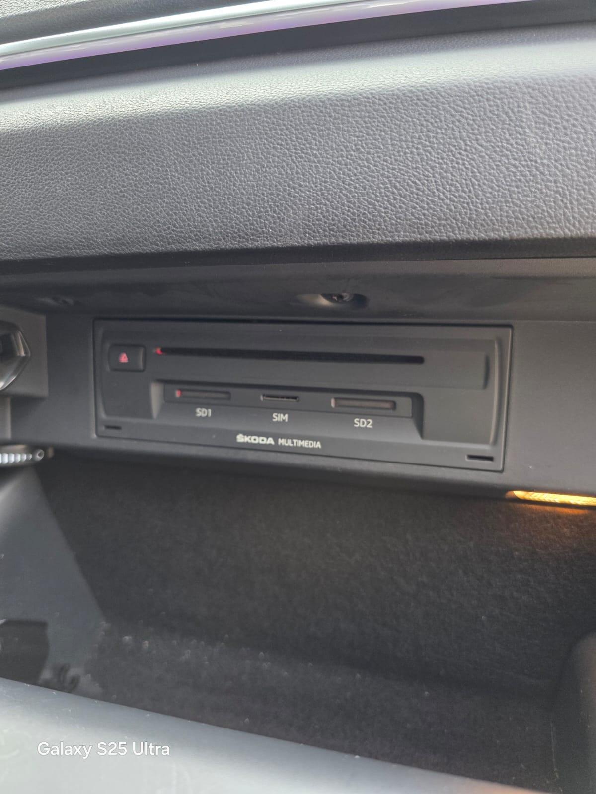 Skoda Karoq 2.0 TDI SCR 4x4 DSG Style 2018 STRAFULL