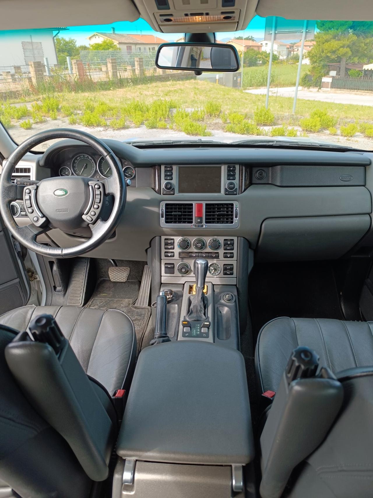 Land Rover Range Rover Vogue 3.0 Td6 SE