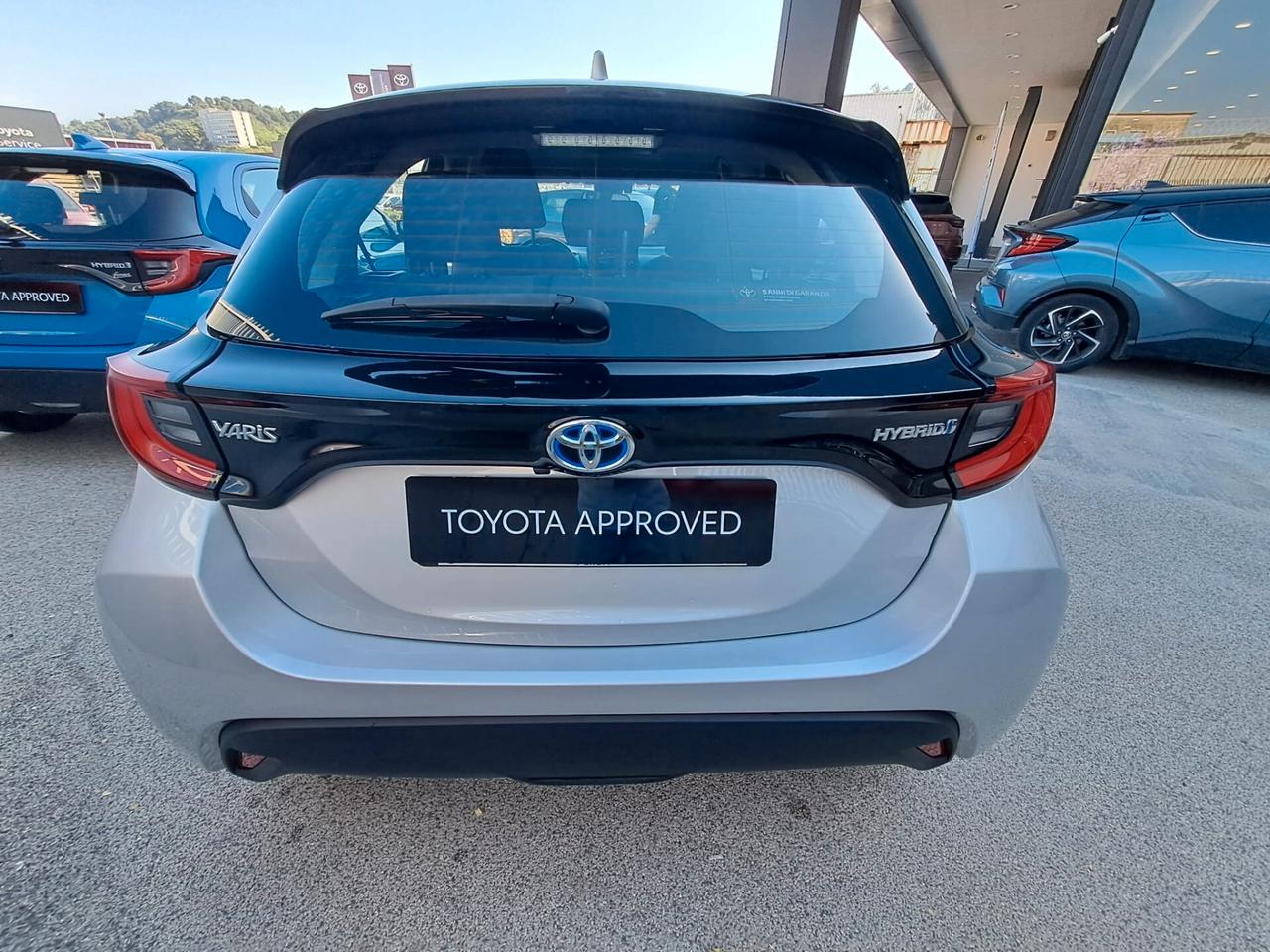 Toyota Yaris 1.5 Hybrid 5 porte Trend