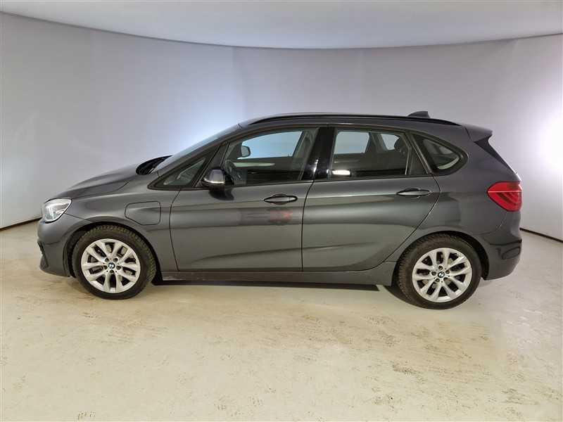 BMW 225 e ACTIVE TOURER iPerformance Business autom.