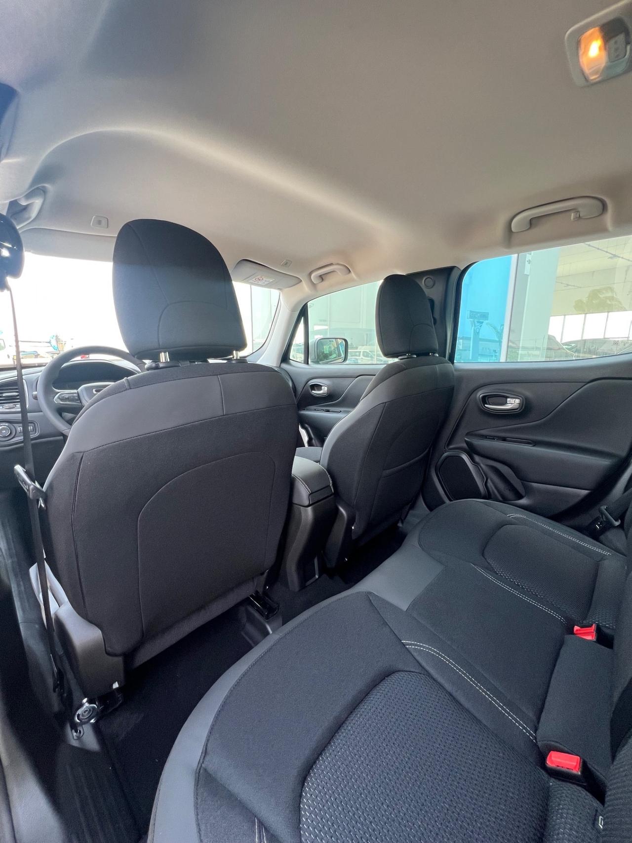 Jeep Renegade 1.5 turbo t4 mhev Altitude dct - possibilità noleggio no scoring