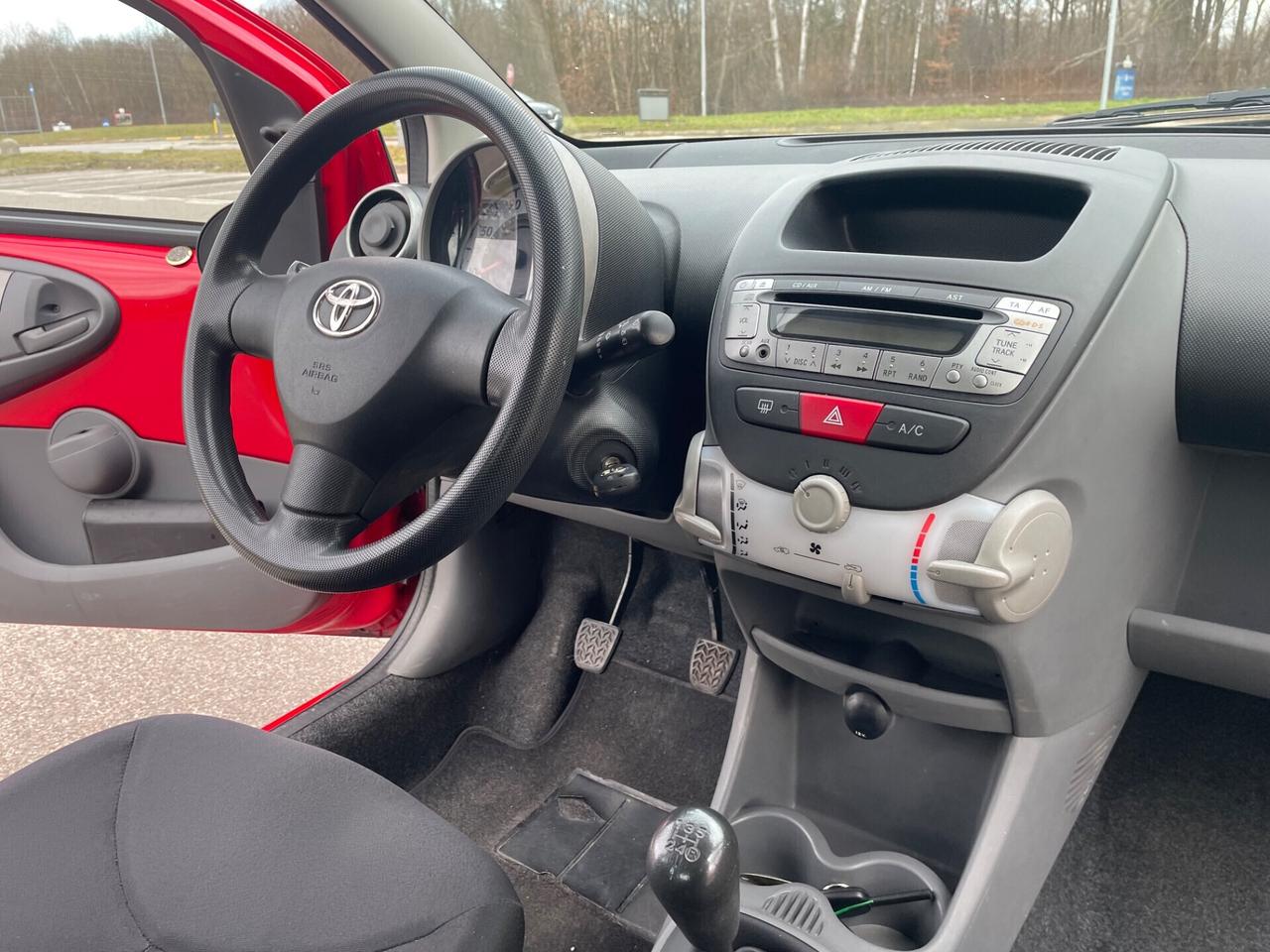 Toyota Aygo 1.0 12V VVT-i 5 porte *Neopatentati*Solo 60000km*
