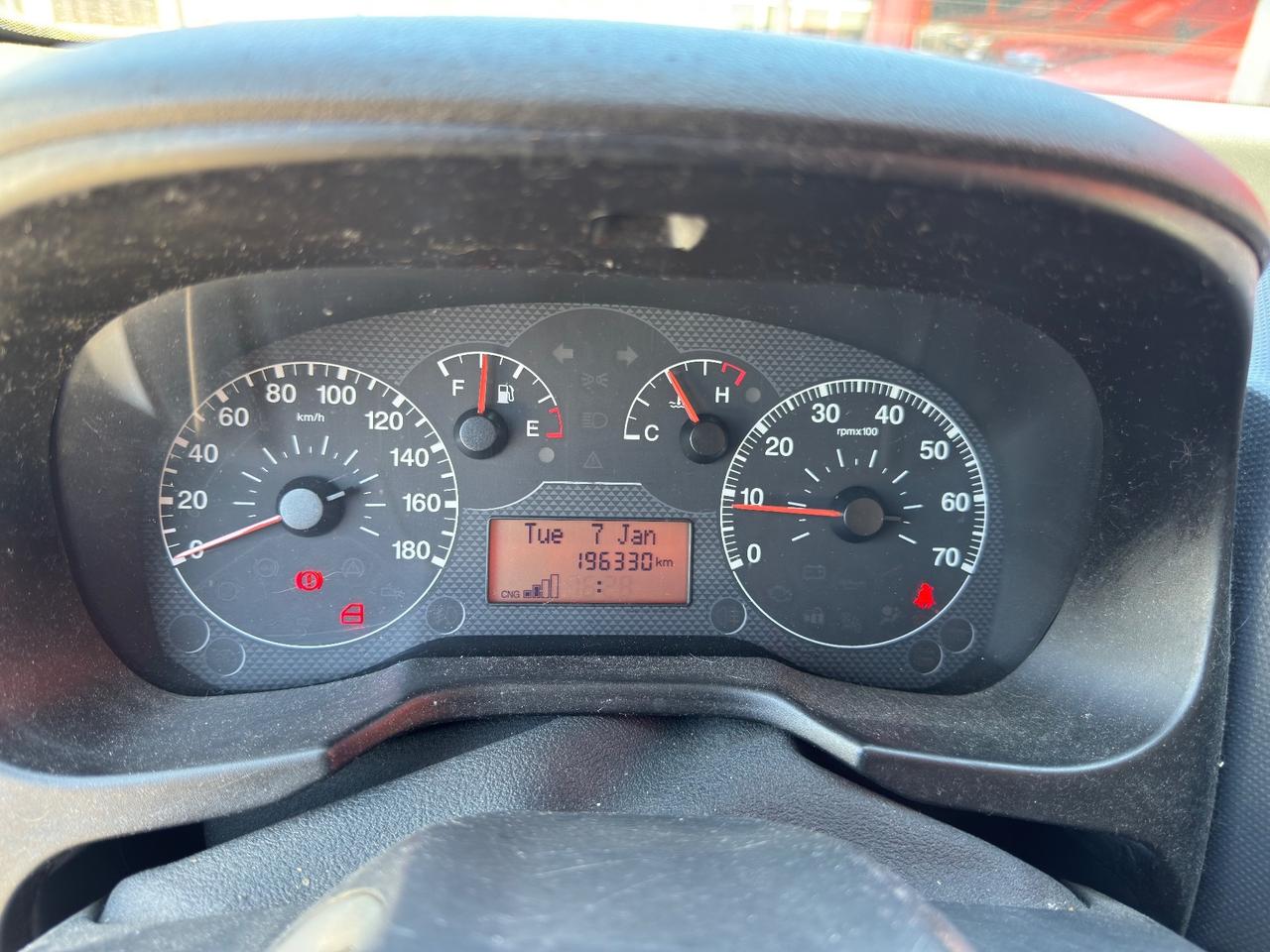 Fiat Qubo 1.4 ADATTO A NEOPATENTATI 8V 77 CV Natural Power