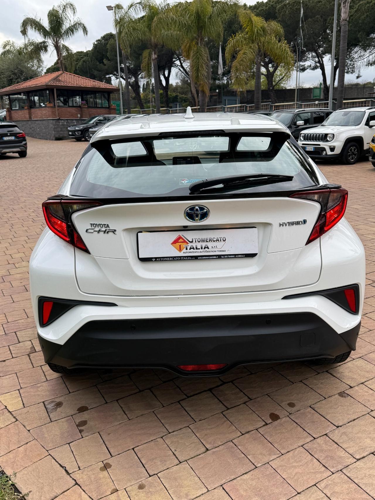 Toyota C-HR 1.8 Hybrid E-CVT Business