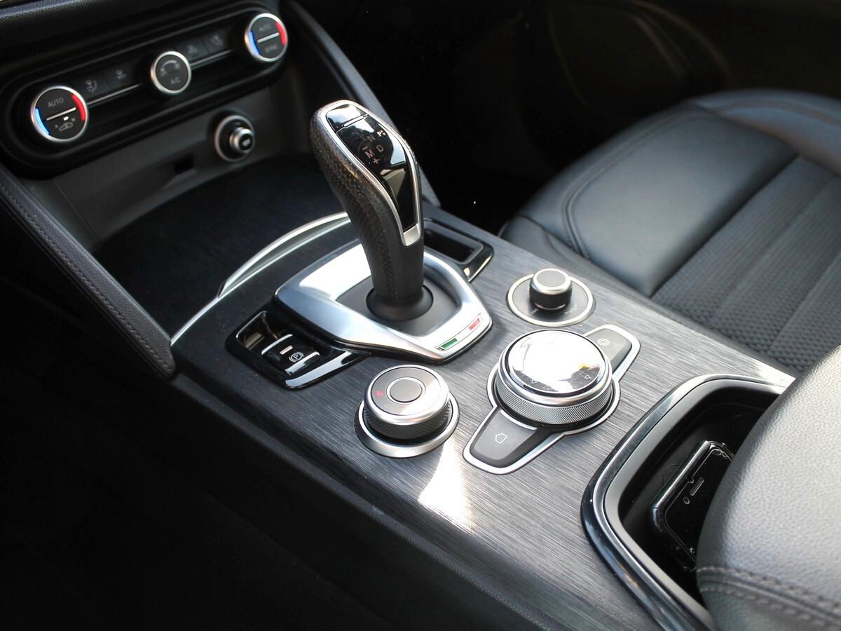 Alfa Romeo Stelvio 2.2 Turbodiesel 160 CV AT8 RWD Sprint PREZZO VERO - UNIPRO IVA DEDUCIBILE