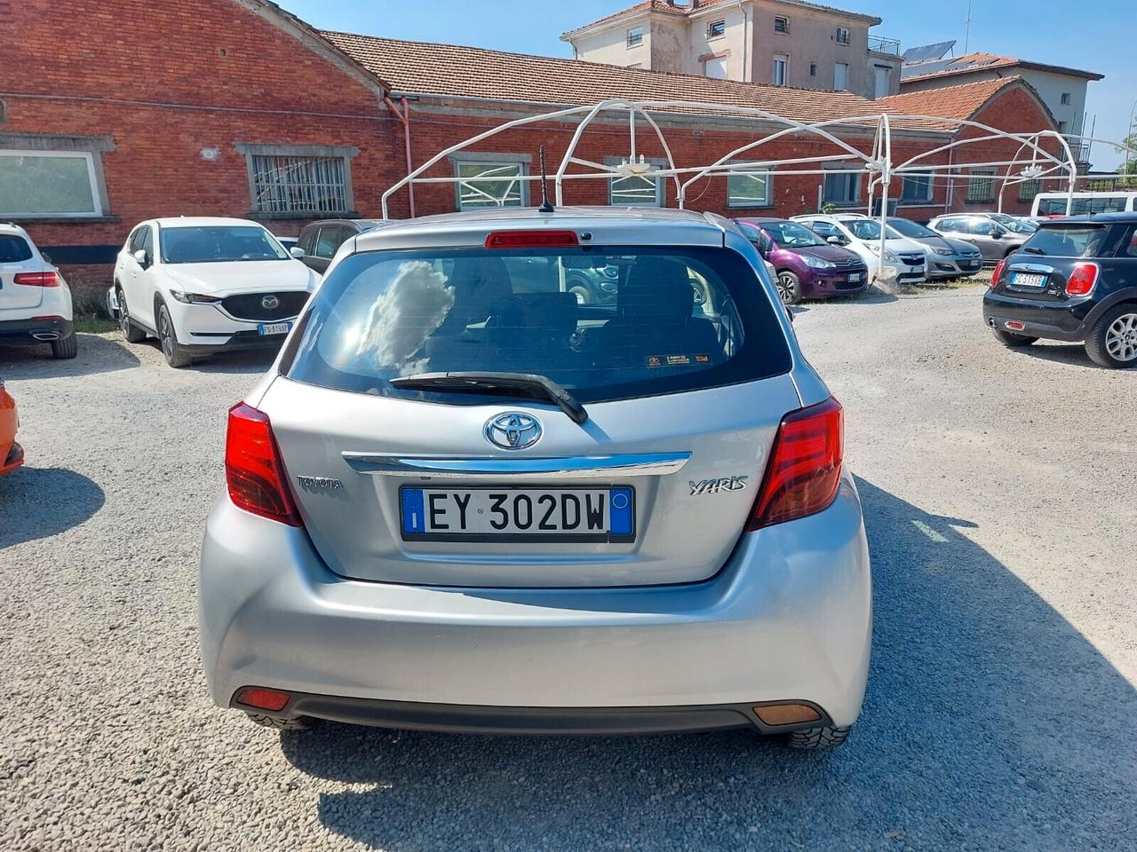 Toyota Yaris 1.4 D-4D 5 porte Lounge STUPENDA OK NEOPATENTATI