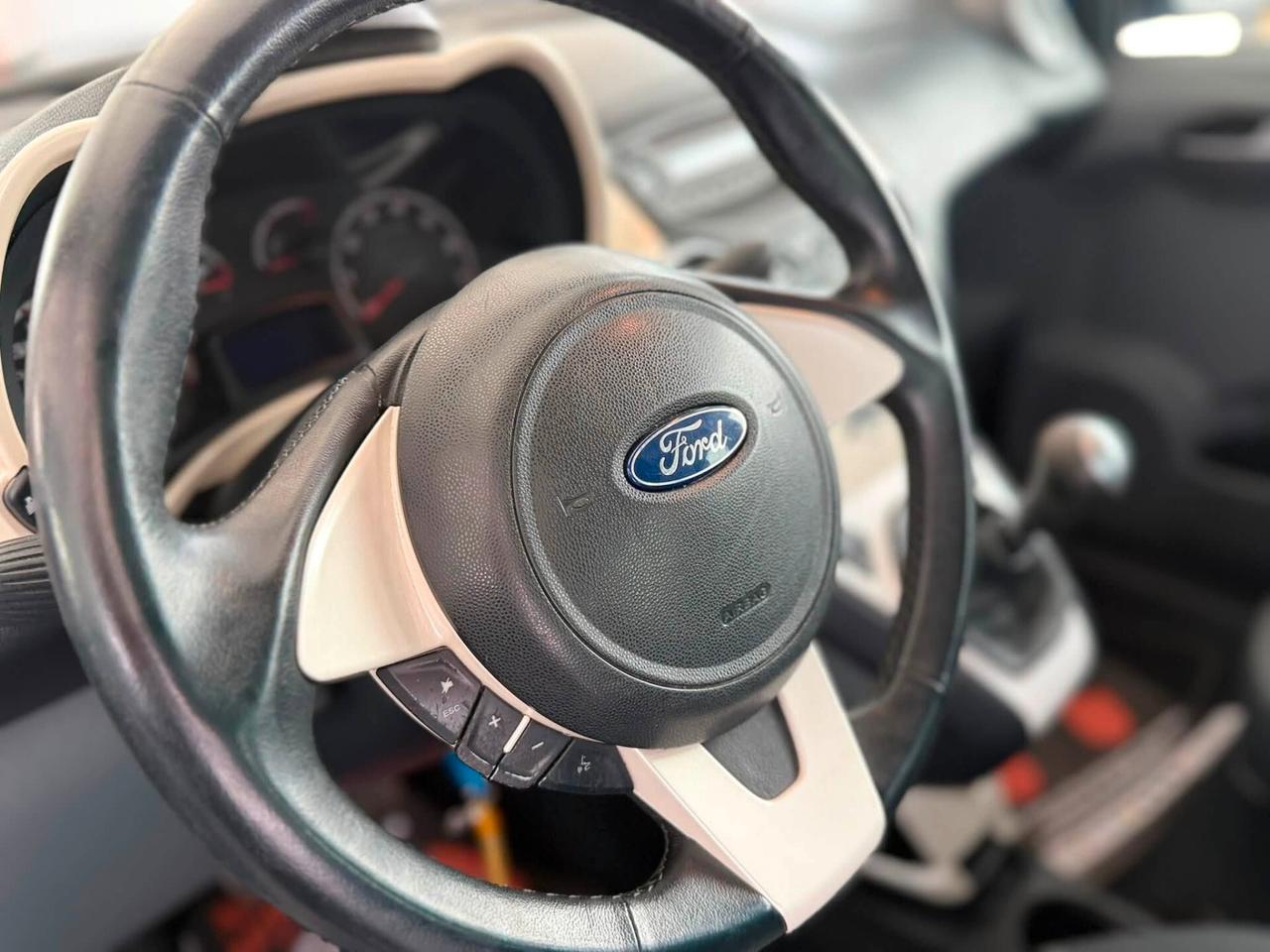 Ford Ka Ka+ 1.2 8V 69CV Titanium