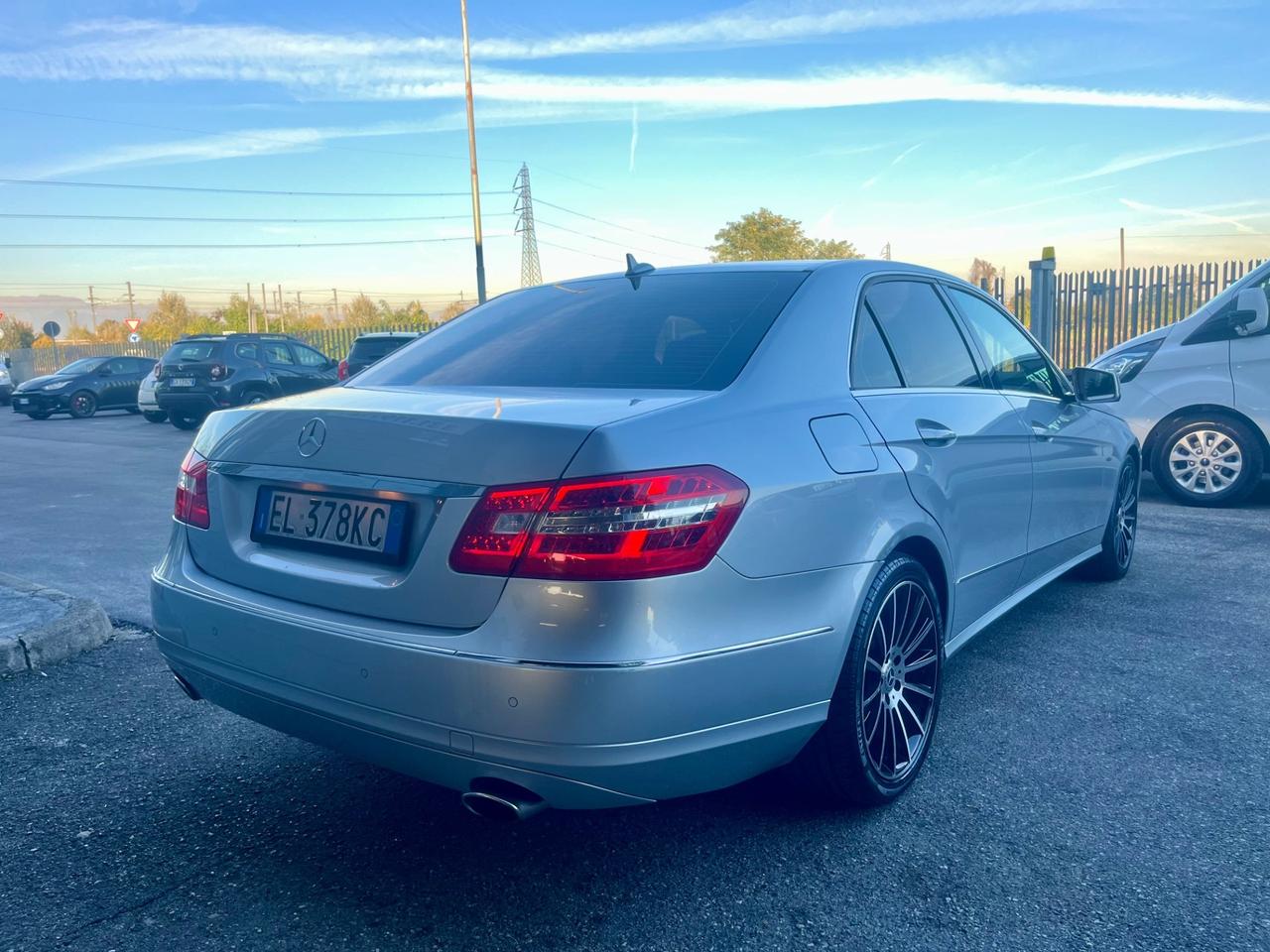 Mercedes-benz E 350 CDI BlueEFFICIENCY Avantgarde AMG