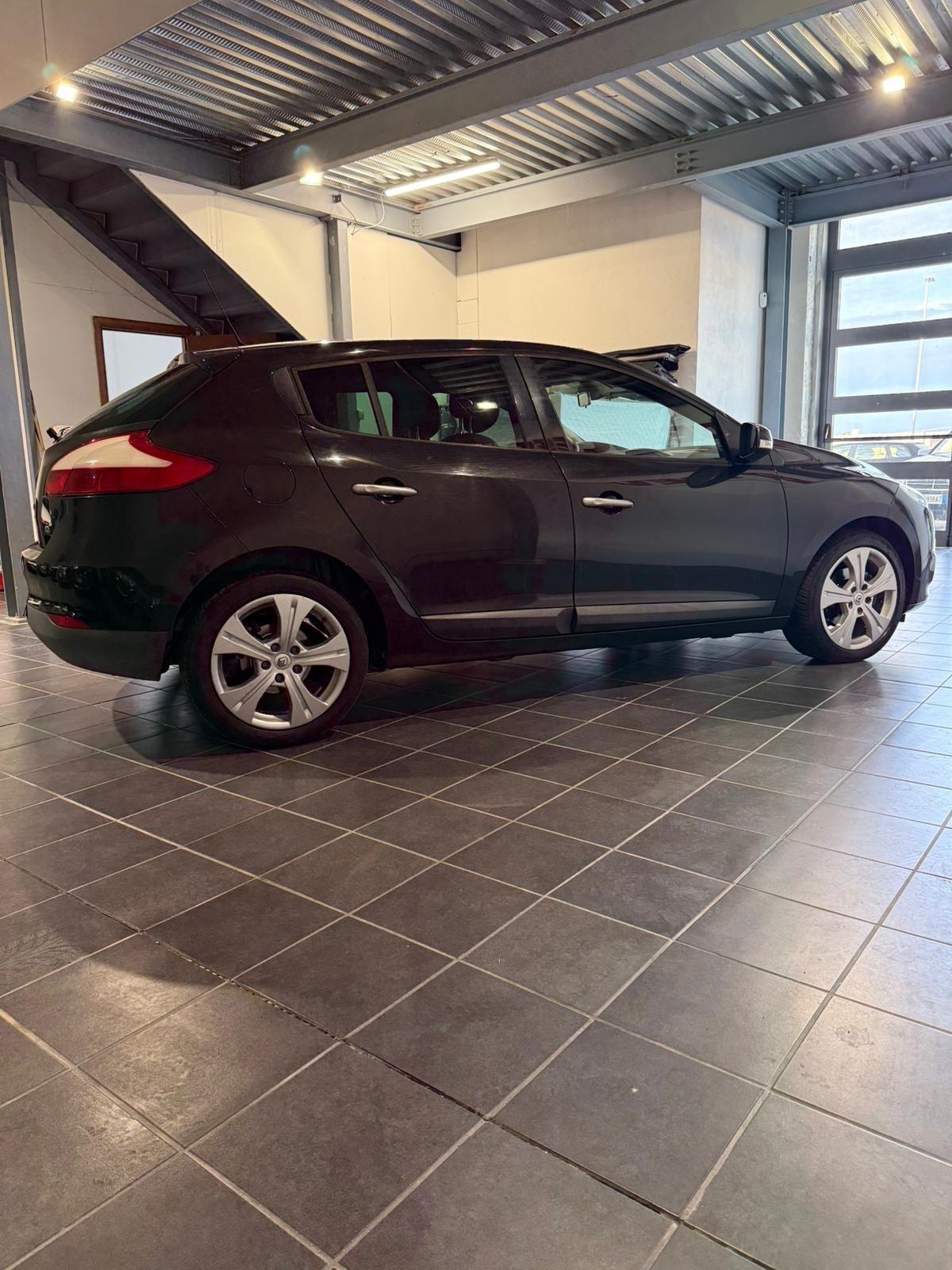 Renault Mégane 1.5 -NEOPATENTATI