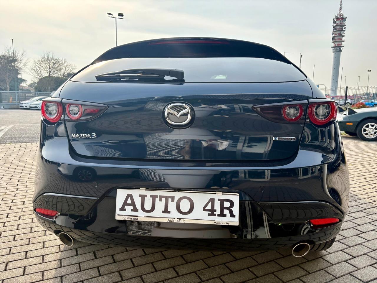 Mazda 3 Mazda3 2.0L e-Skyactiv-G M Hybrid Exclusive Line