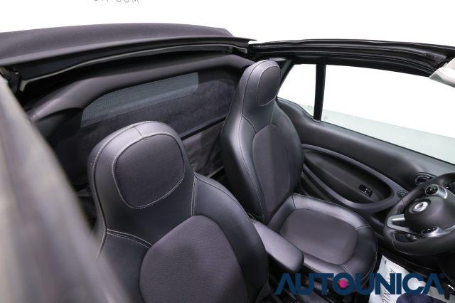 SMART ForTwo 90 0.9 TURBO TWINAMIC CABRIO PASSION FARI LED
