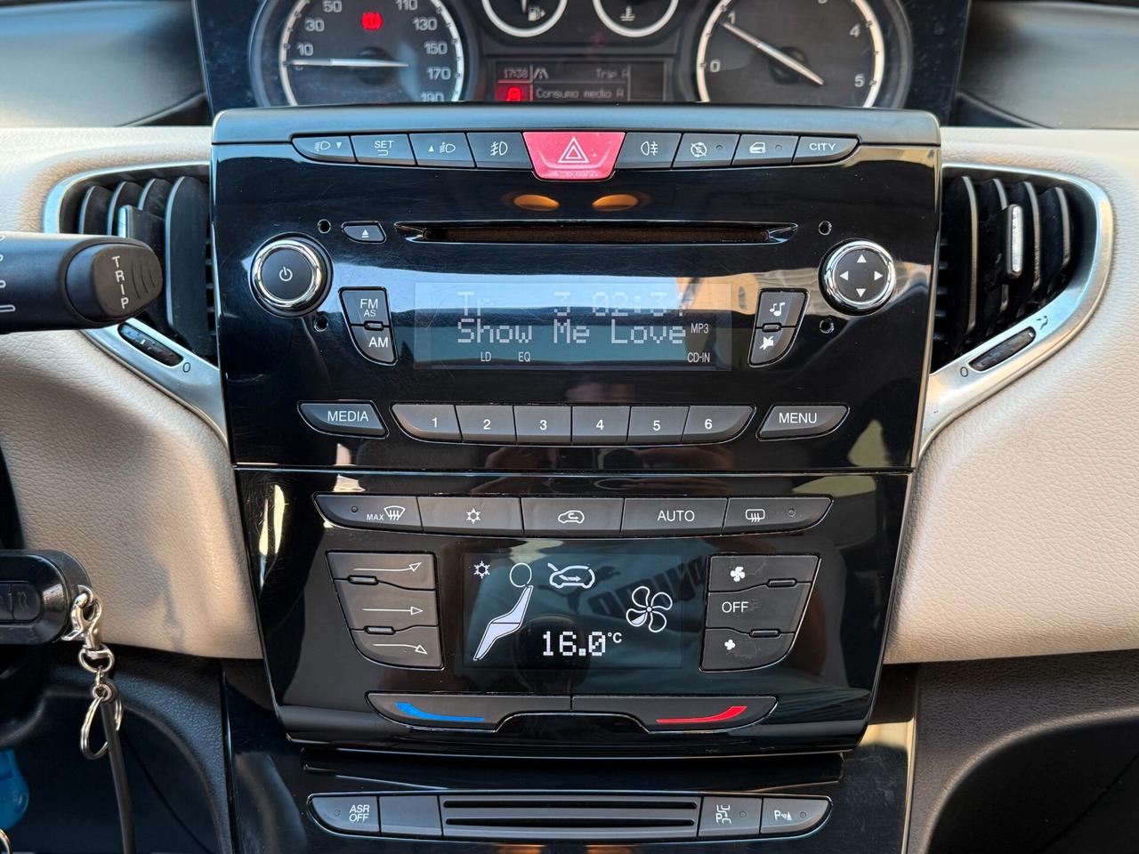 Lancia Ypsilon 1.3 MJT Platinum *TETTO APRIBILE