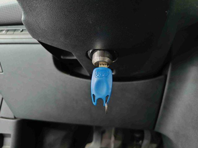 PEUGEOT 2008 1° serie BlueHDi 100 Active