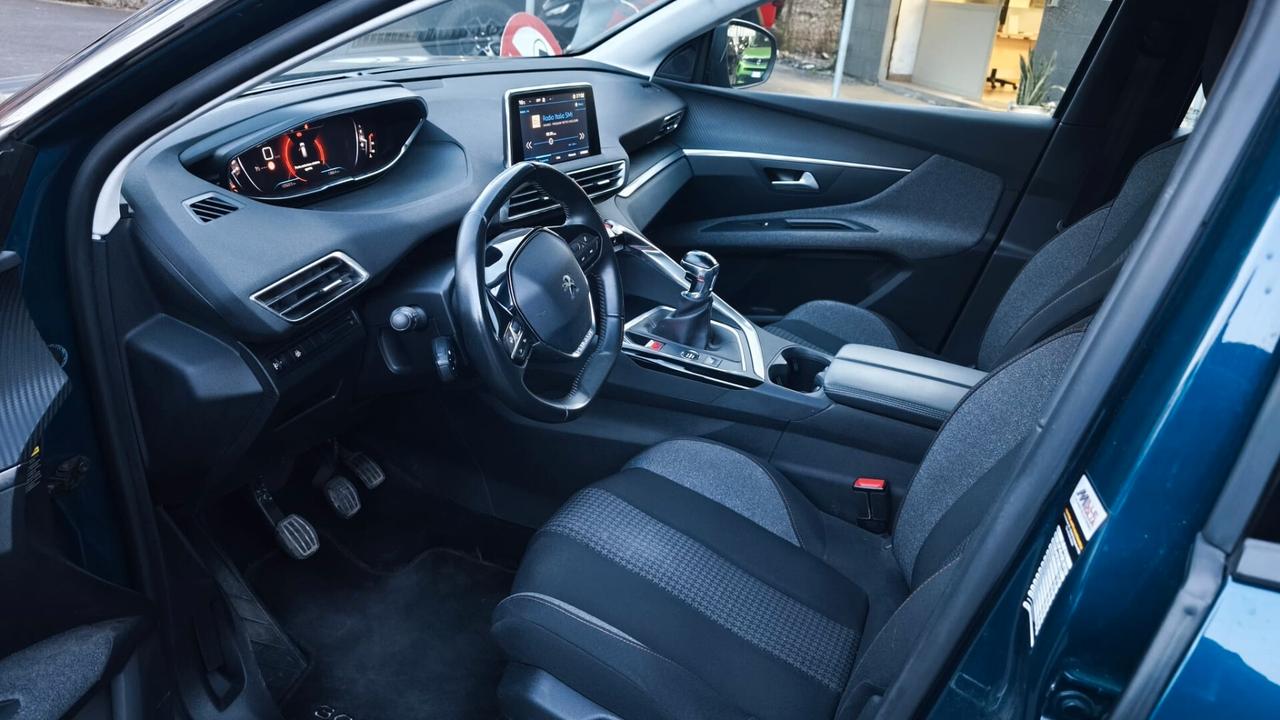 Peugeot 3008 BlueHDi 130 S&S Active Pack