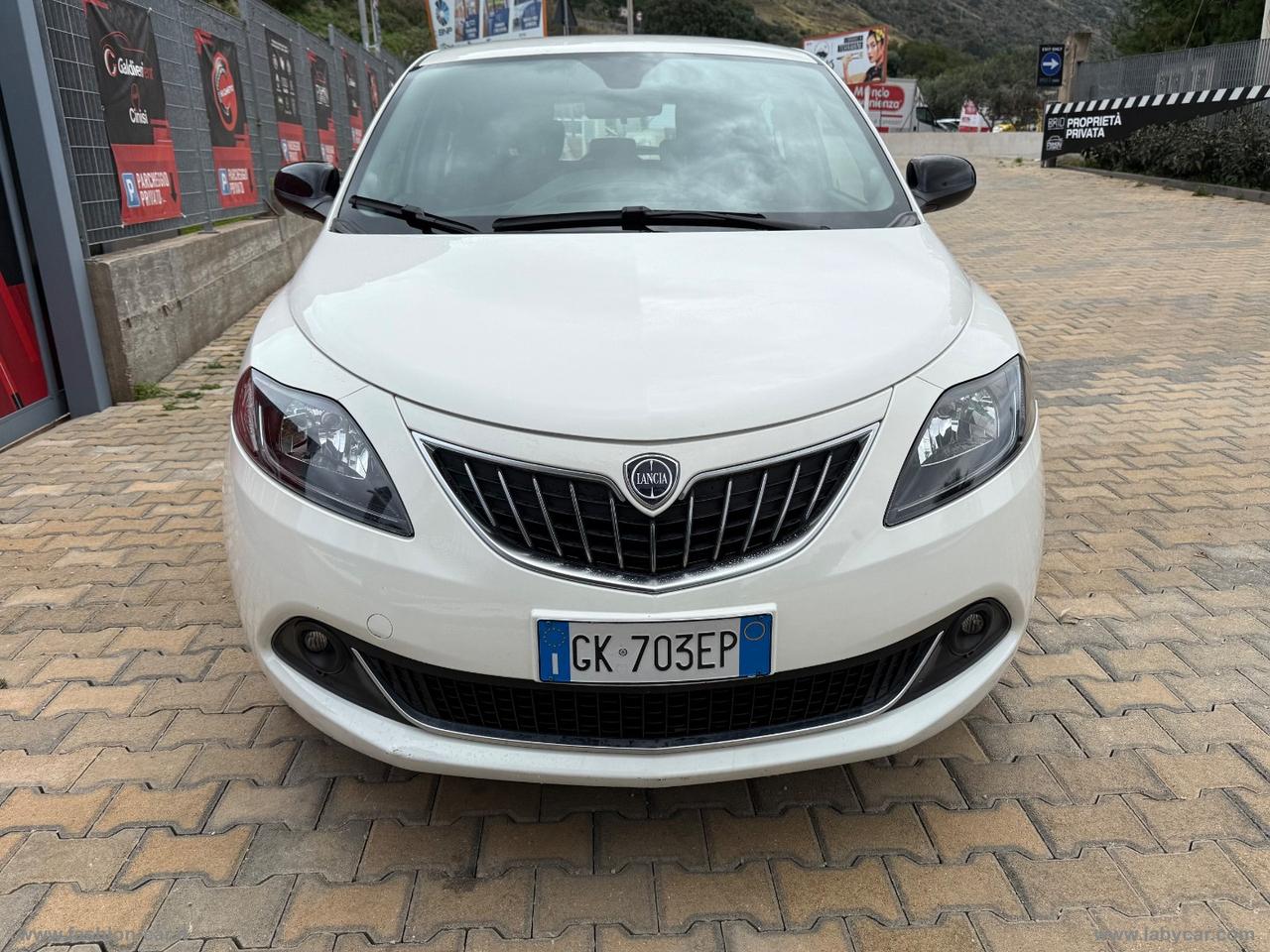 LANCIA Ypsilon 1.2 69 CV 5p. GPL Ecochic Gold