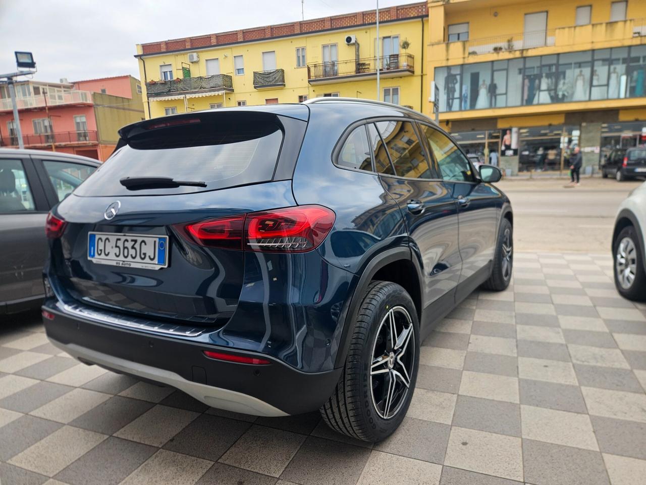 Mercedes-benz GLA 200 Automatic Executive