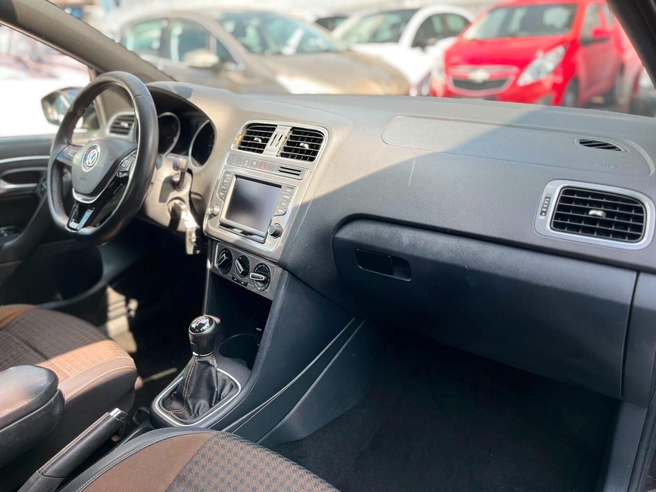 Volkswagen Polo 1.4 TDI HIGHLINE ANNO 2016