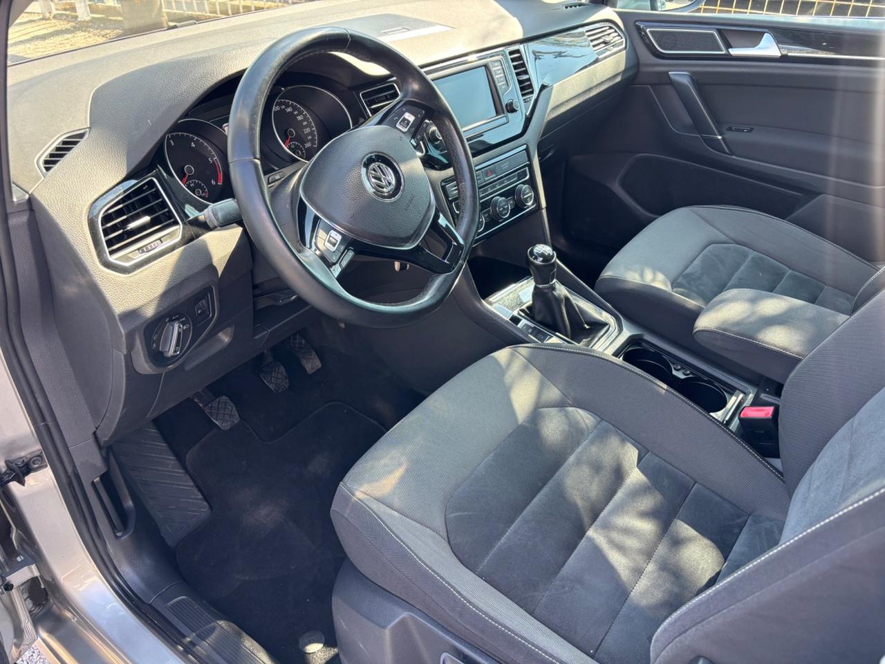 VW GOLF SPORTVAN 1.6TDI 110CV EXECUTIVE FULL OPTIONAL