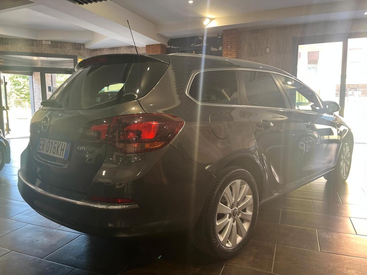 Opel Astra 1.7 CDTI 110CV Sports Tourer Cosmo