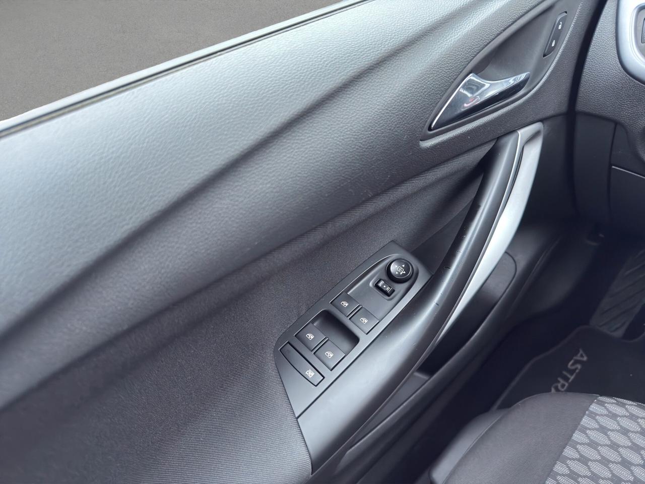 Opel Astra 1.6 CDTi 5 porte Business