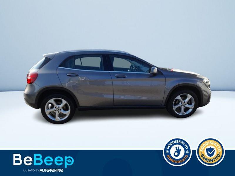 Mercedes-Benz GLA 200 D SPORT 4MATIC AUTO