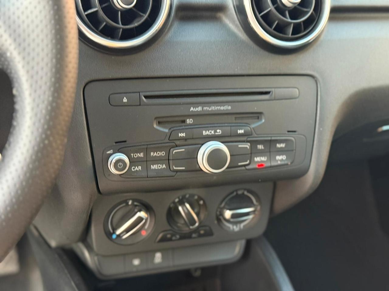 Audi A1 1.6 TDI 105 CV Attraction