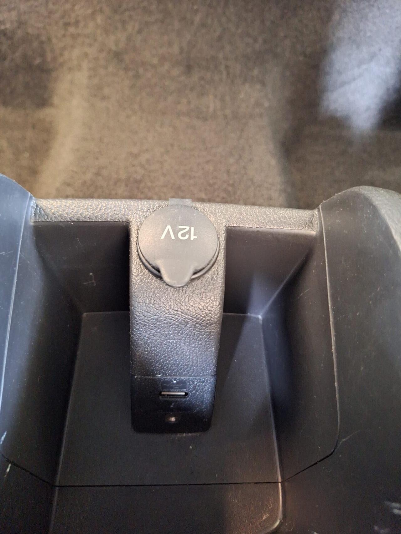 Ford Transit Connect 1.5 TDCi 100CV Furgone N1 posti 5 *IVA ESCLUSA*