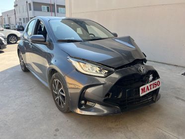 Toyota Yaris 1.0 benzina. INCIDENTATA