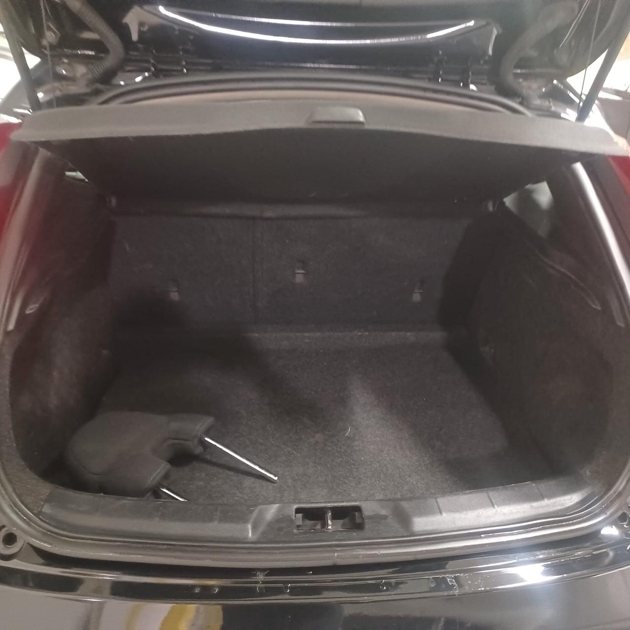 MOTORE E CAMBIO SOSTITUITI VOLVO V40 1.6 TDI NEOPAT